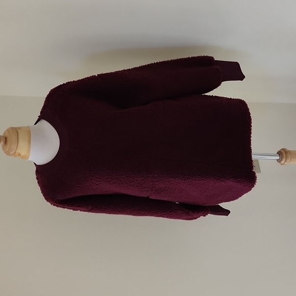 NWT! COS M/L burgundy Sherpa fuzzy pullover sweater top . - Picture 1 of 10